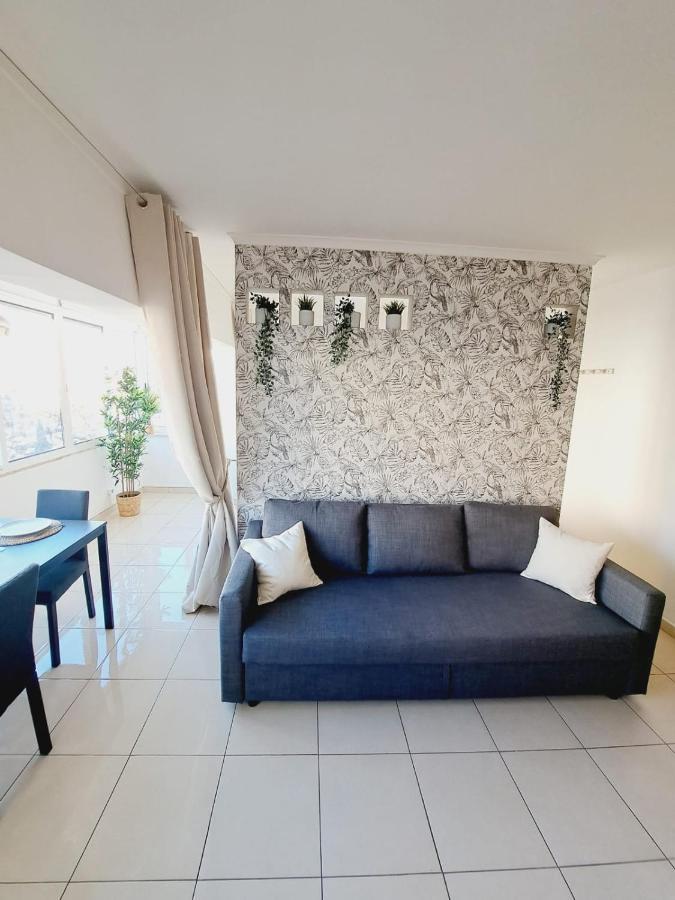 Appartement T1, Proche Et Commerces Quarteira